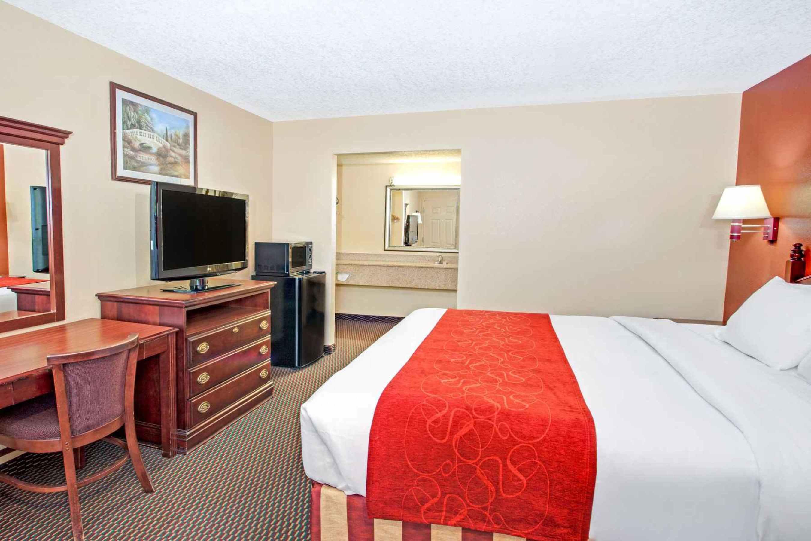 Travelodge By Wyndham Canton-Livonia Area, Mi Exterior foto